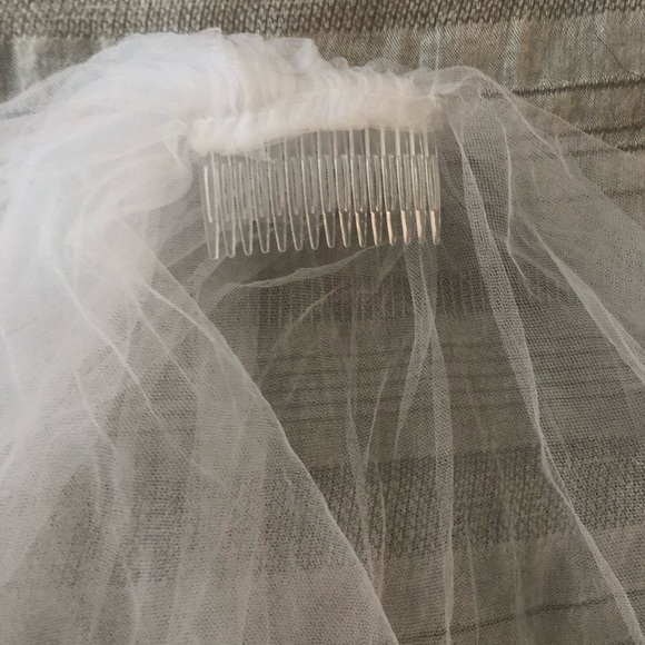 Bachelorette party veil - Picture 3 of 3